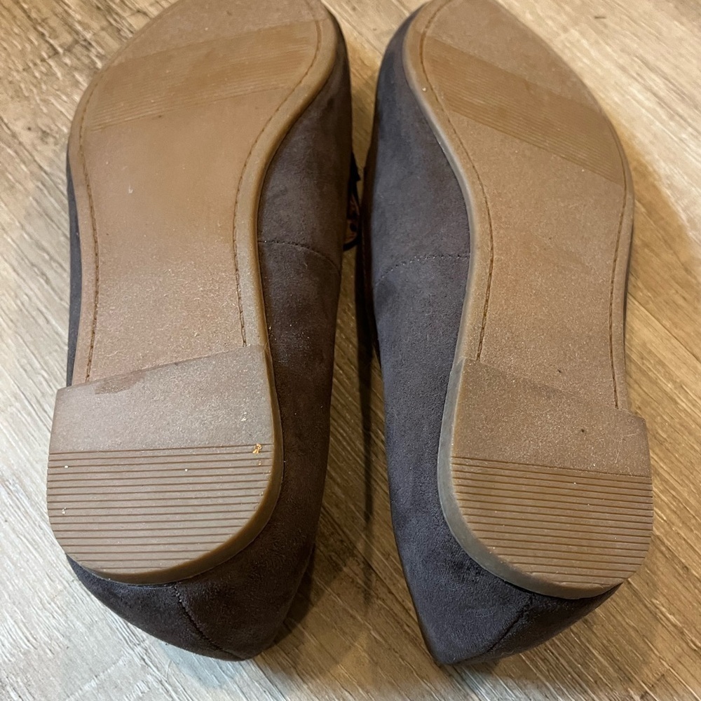 Torrid Perforated Taupe Brown Loafers 9W - Picture 11 of 15